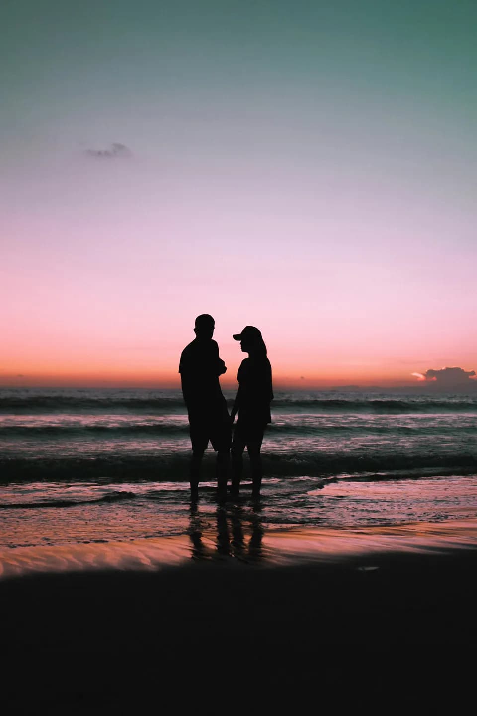 bali-sunset-couple.webp