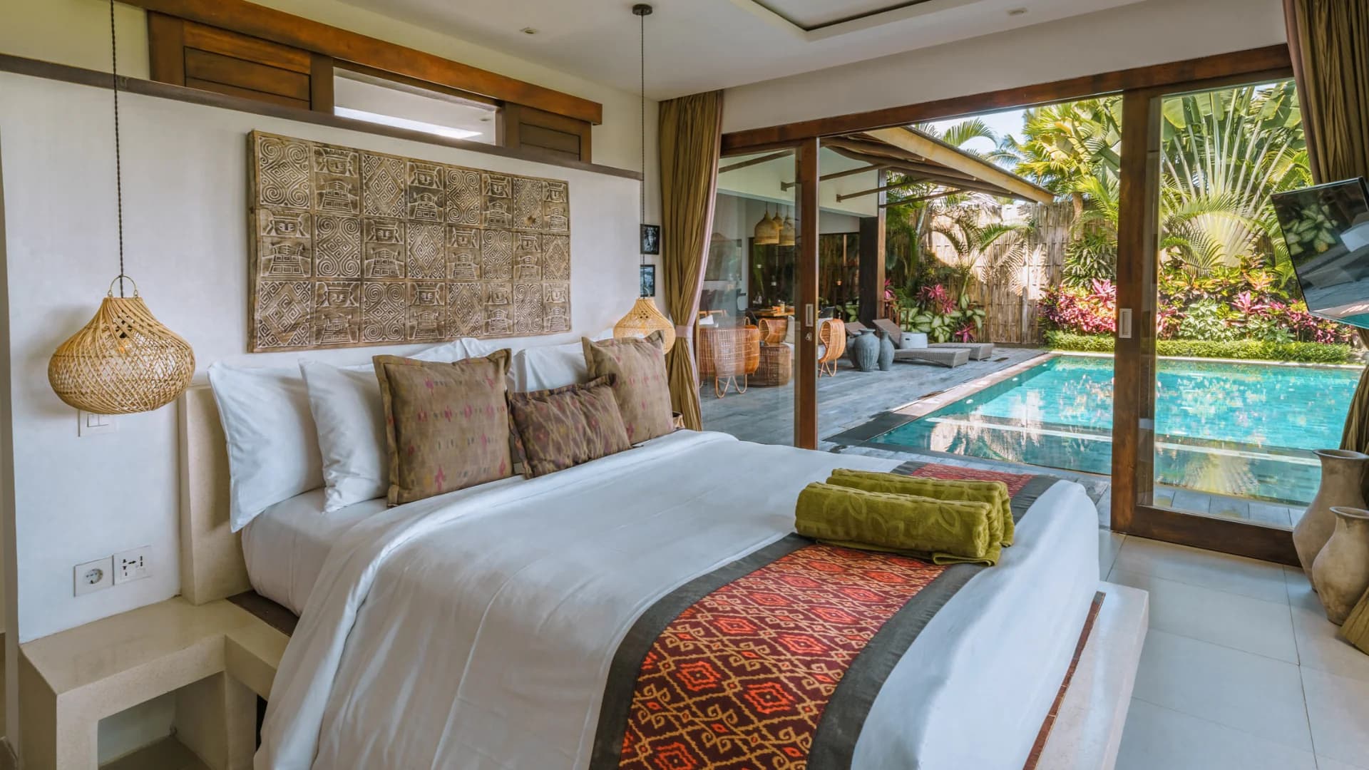 2 Bedroom Luxury Pool Villa Paddy View